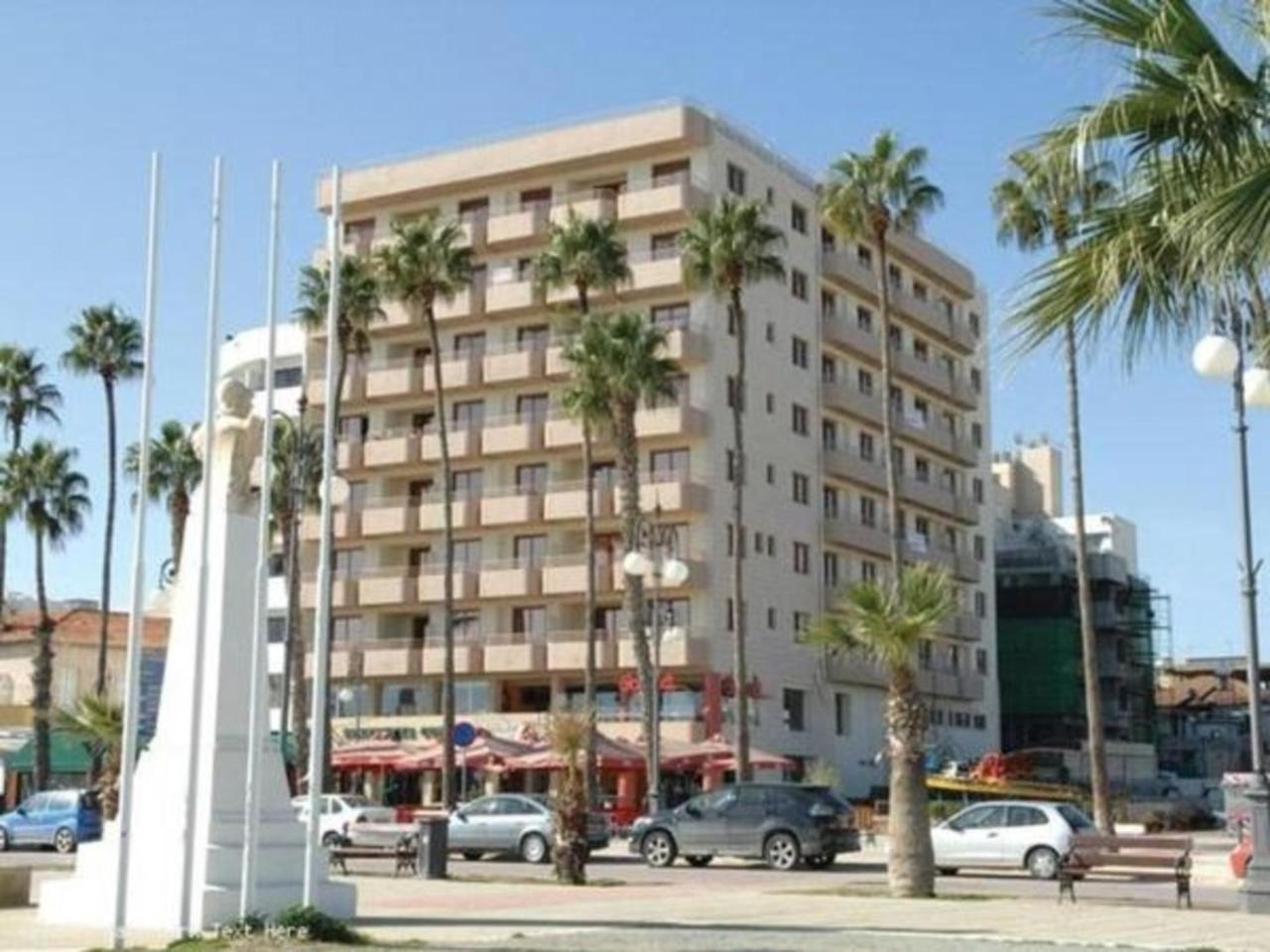 Ithaki Phinikoudes Apartment No. 202 Larnaca Bagian luar foto